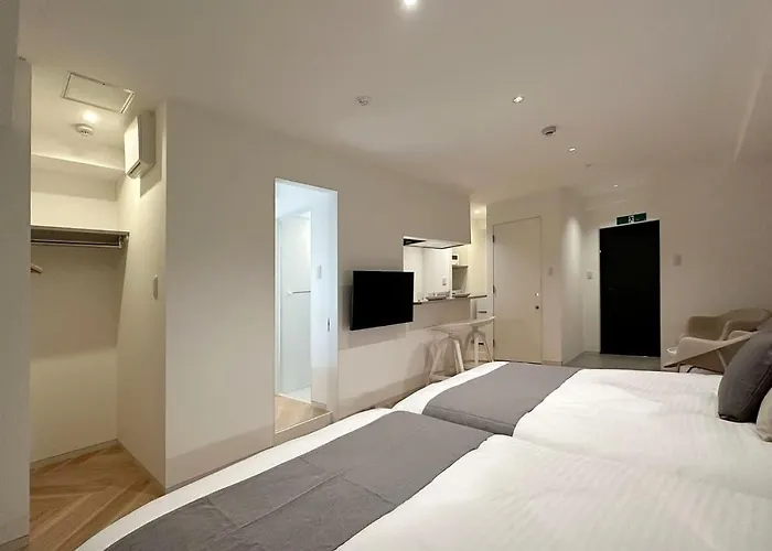 Bhotel Rijodori - City-Center Studio In Hiroshima With Breakfast